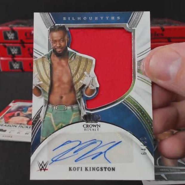 2022 Panini Chronicles WWE 11
