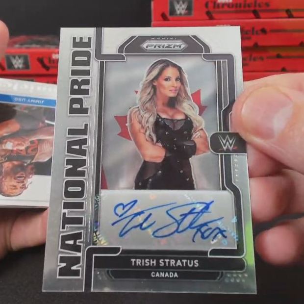 2022 Panini Chronicles WWE 4