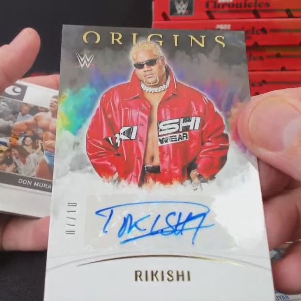 2022 Panini Chronicles WWE 8