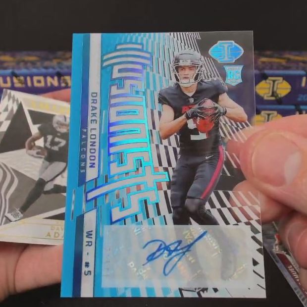 2022 Panini Illusions Football 3