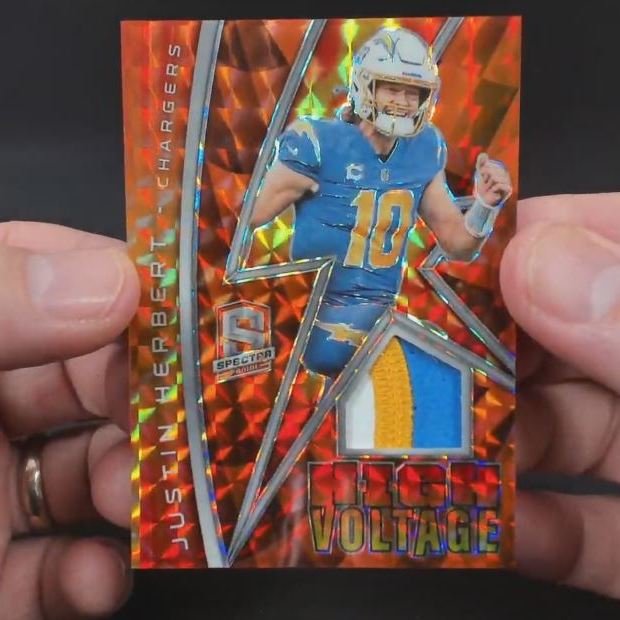 2022 Panini Spectra Football 6