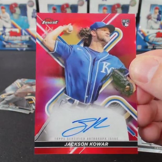 2022 Topps Finest Baseball 1