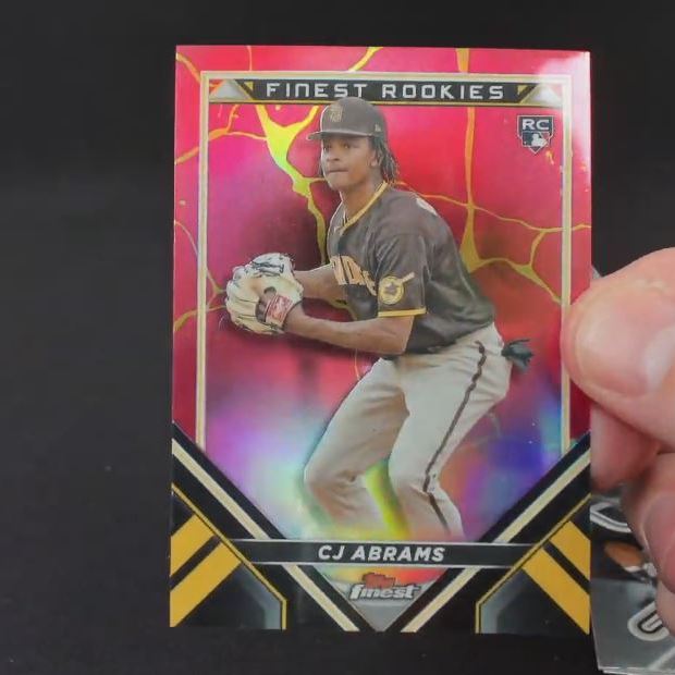 2022 Topps Finest Baseball 1