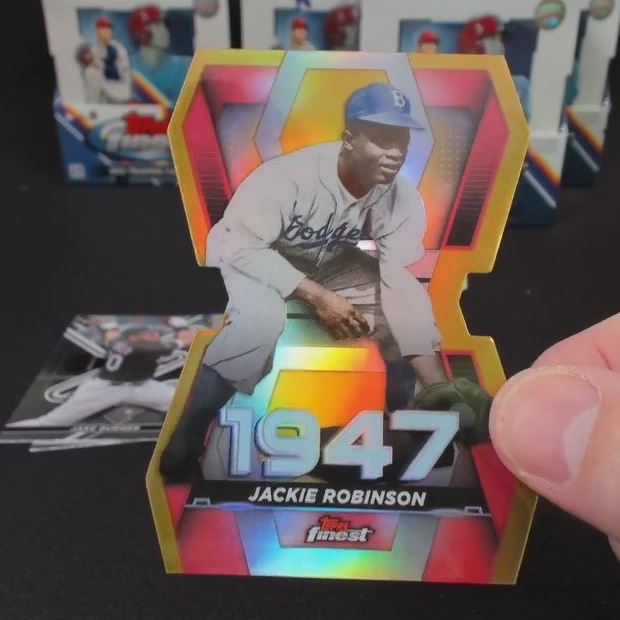 2022 Topps Finest Baseball 12