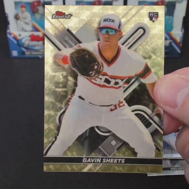 2022 Topps Finest Baseball 2
