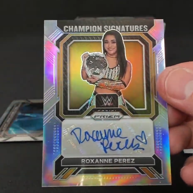 2023 Panini Prizm WWE 9