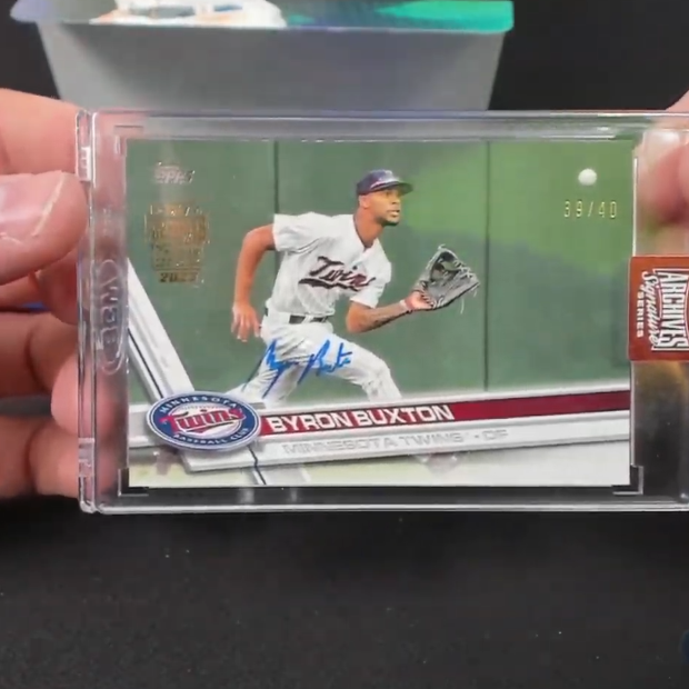2023 Topps Archives Signature Series Active Player 4