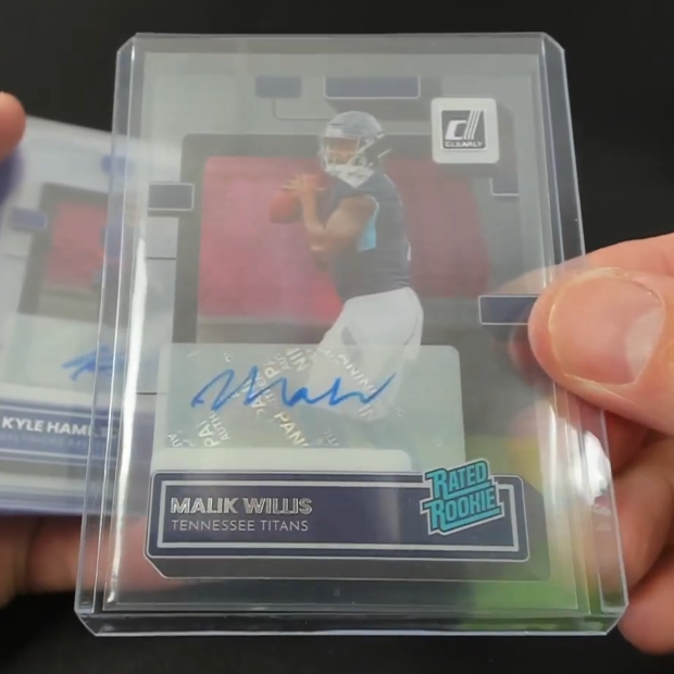 2022 Panini Clearly Donruss Football 4